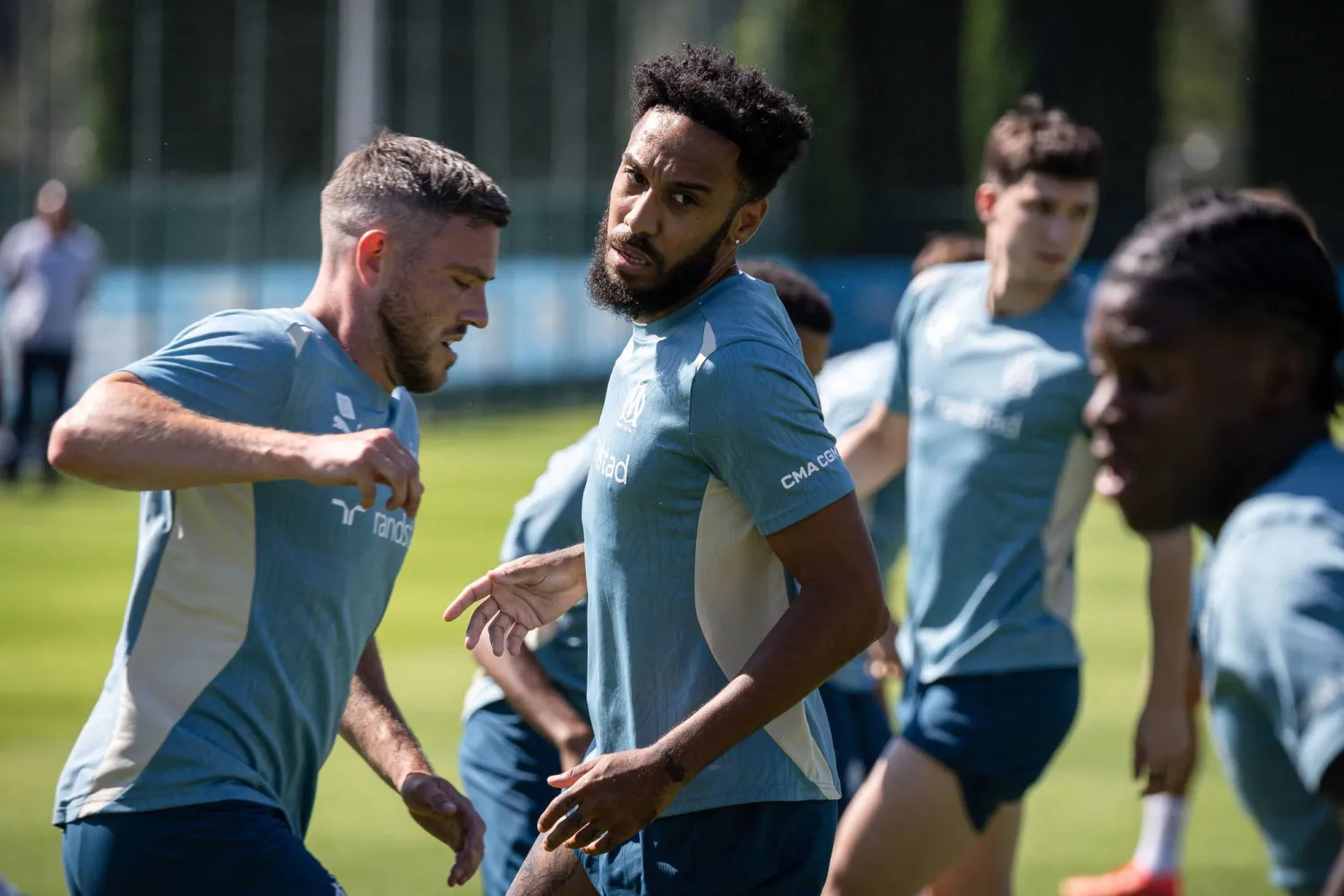 المهاجم الغابوني أوباميانغ (أ.ف.ب)