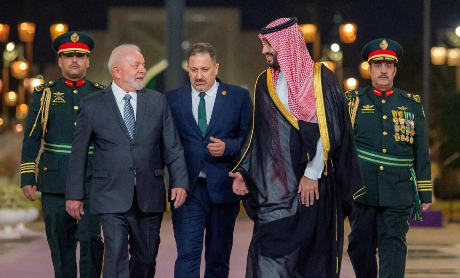 Saudi Crown Prince Mohammed bin Salman receives Brazilian President Lula da Silva in Riyadh on November 28, 2023 (SPA)