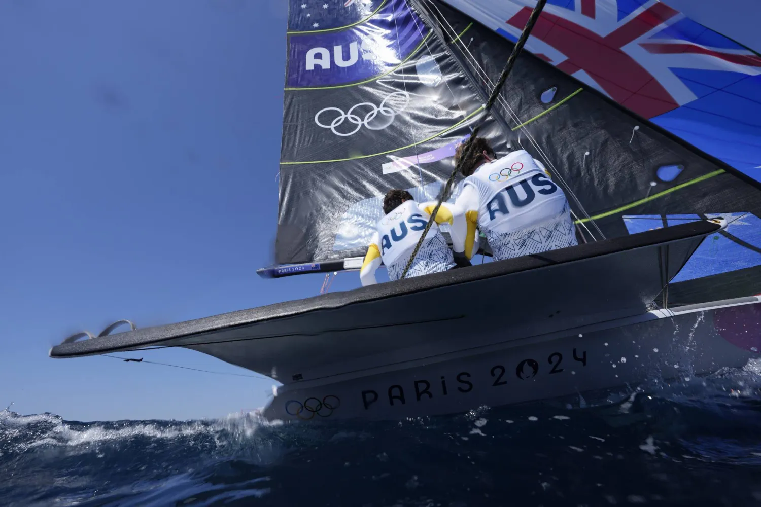 روبنسون أحد المرشحين للفوز بالميدالية الذهبية أُصيب بجرح في قدمه (أ.ب)