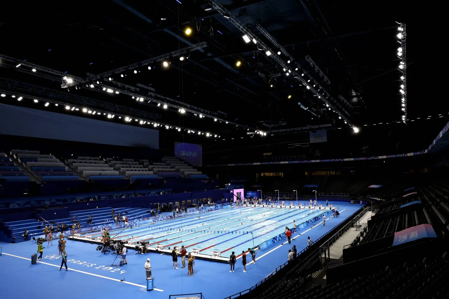 أزمة في فريق السباحة الأسترالي في أولمبياد باريس (رويترز)