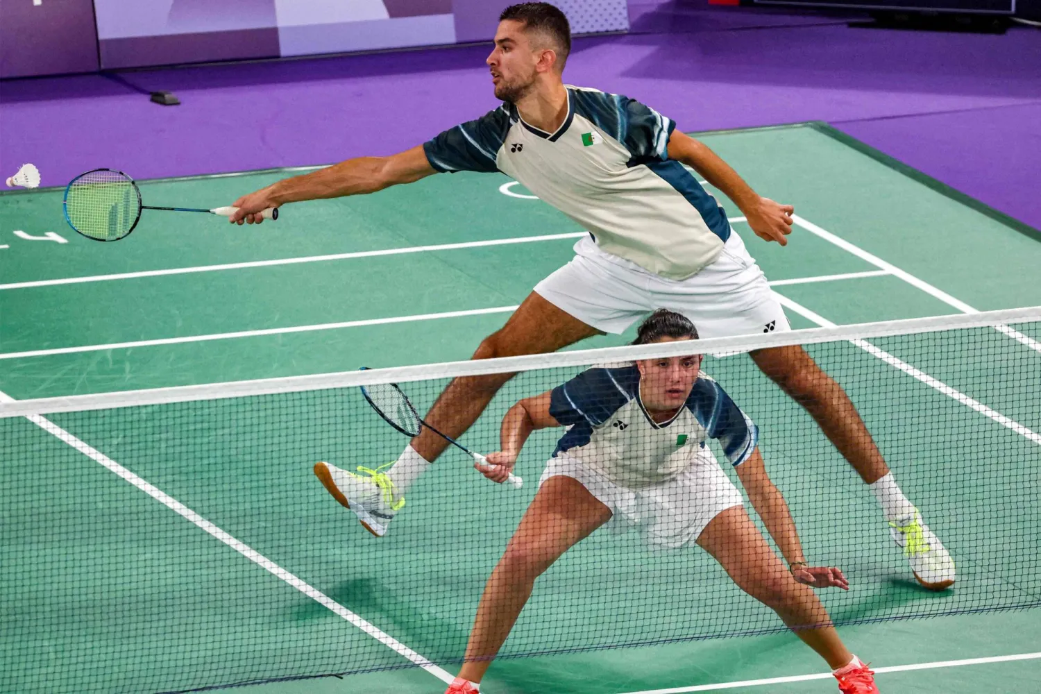 خسر الزوجي المختلط الجزائري في رياضة الريشة الطائرة (أ.ف.ب)