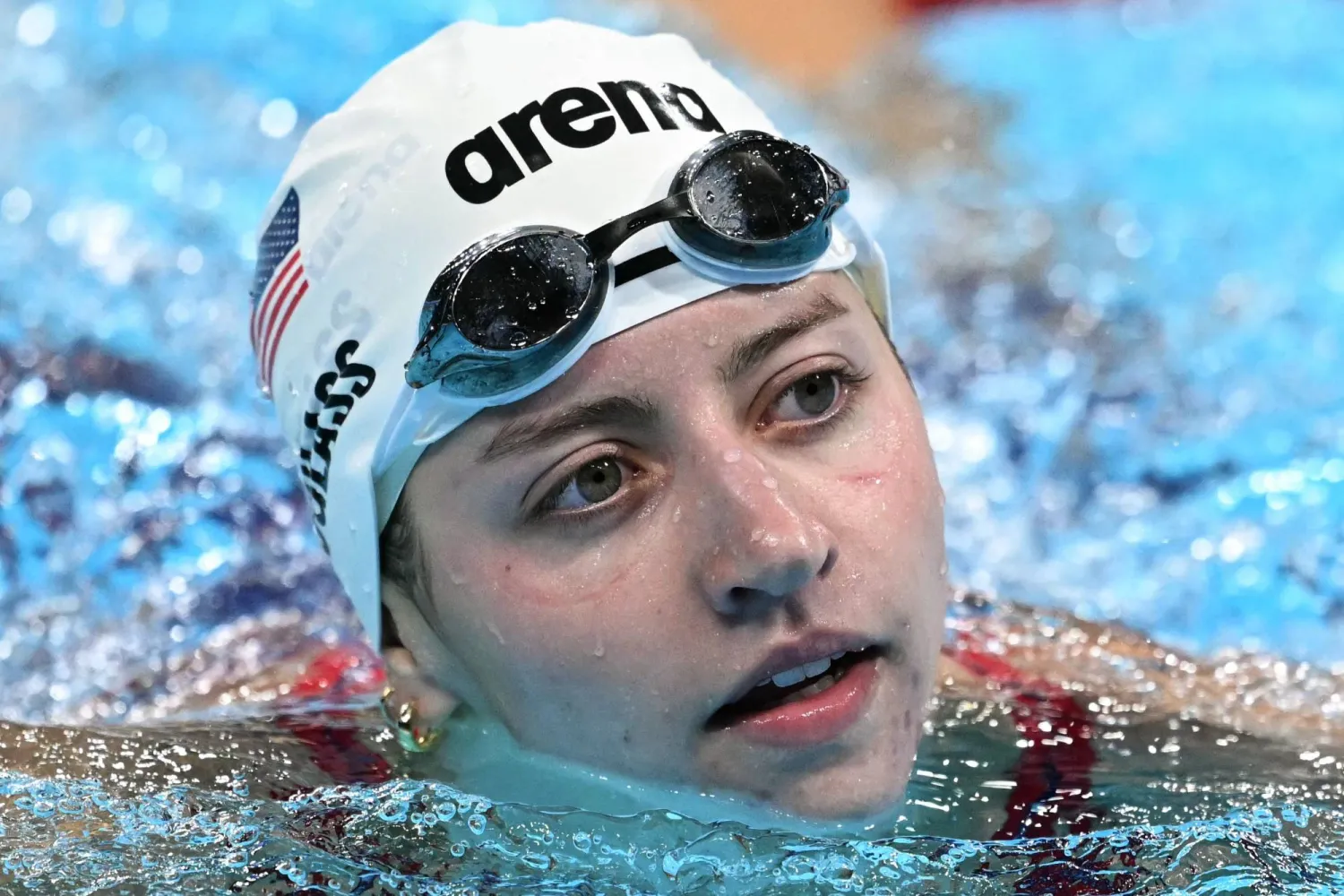 السباحة الأميركية كيت دوغلاس في أولمبياد باريس 2024 (أ.ف.ب)