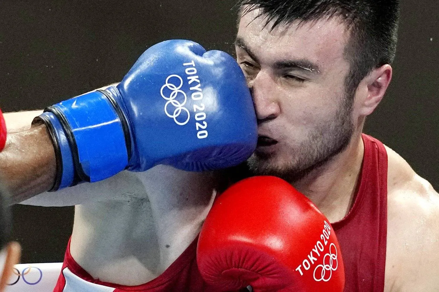 جالولوف خلال مشاركته بأولمبياد طوكيو 2020 (أ.ب)