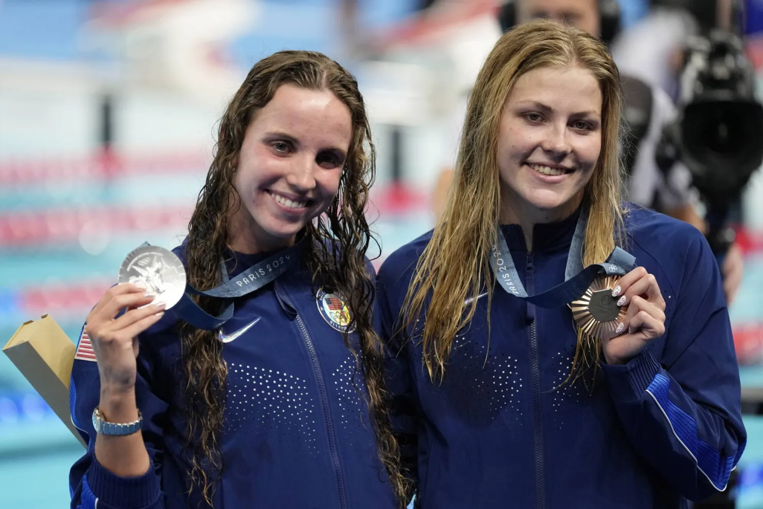 ريغان سميث وكاثرين بيركوف (أ.ب)