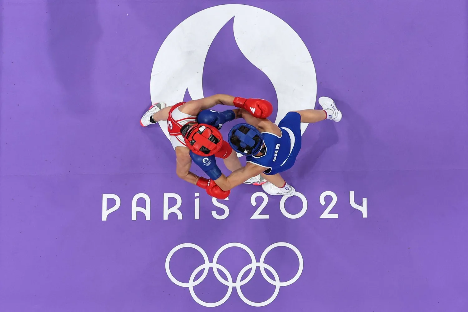 إيمان خليف تستعد لأهم حدث في مسيرتها الرياضية الأولمبية (أ.ف.ب)