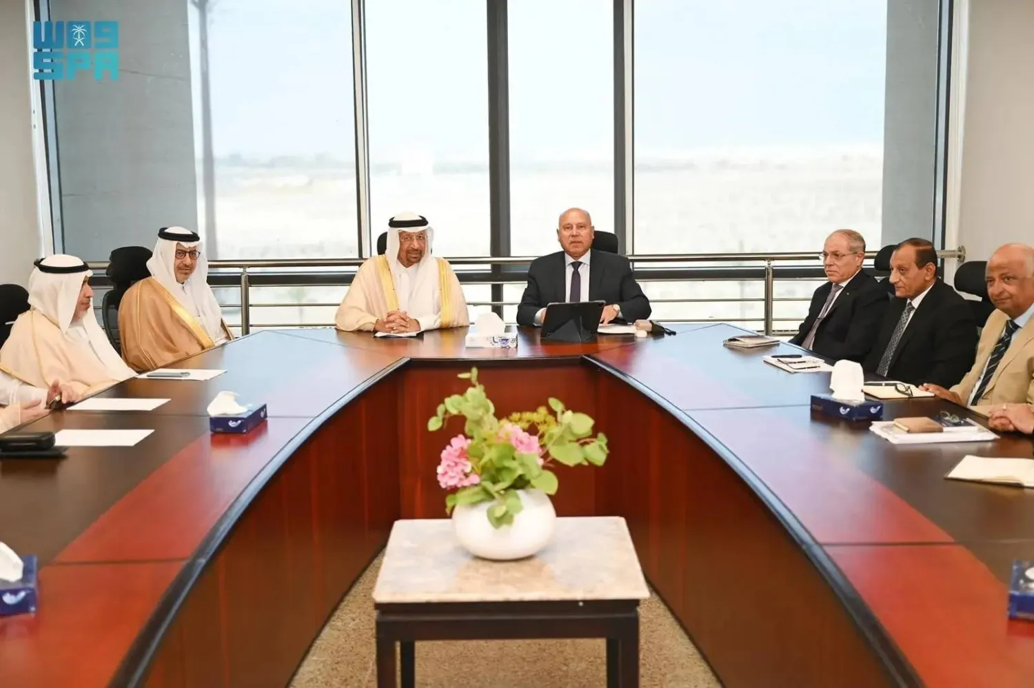 Saudi Minister of Investment Eng. Khalid Al-Falih and Egyptian Deputy Prime Minister for Industrial Development and Minister of Industry and Transport Kamel El-Wazir meet in Alamein. (SPA)