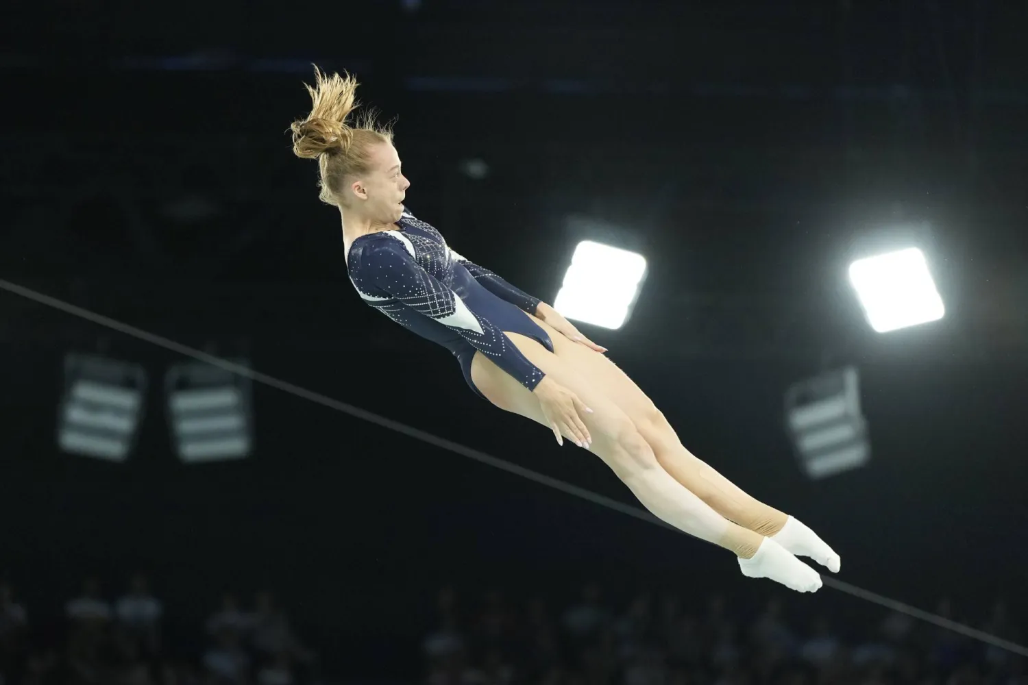 فياليتا باردزيلوسكايا تحرز فضية الترامبولين (أ.ب)