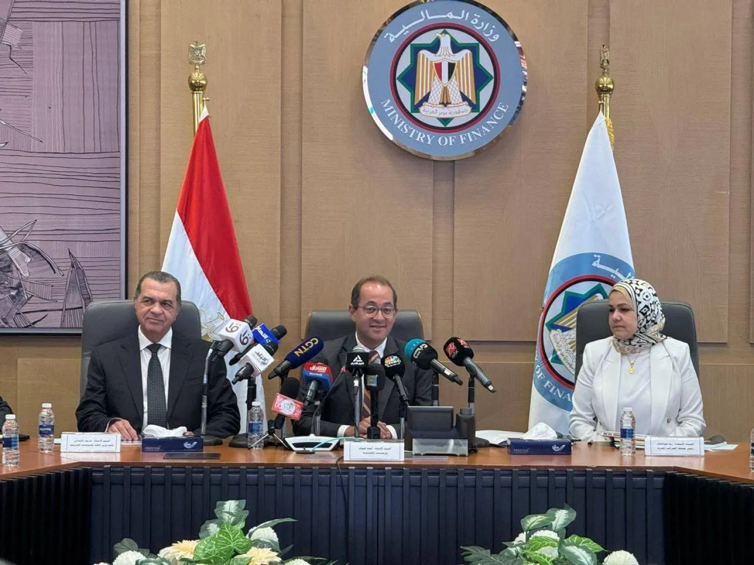  Egypt’s Finance Minister, Ahmed Kouchouk, speaks during the news conference. (Asharq Al-Awsat) 