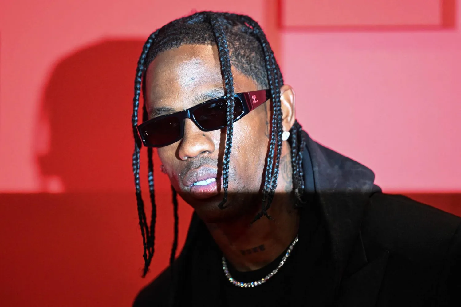 US rapper Travis Scott poses during a photocall for the tv series "The Idol" on the sidelines of the 76th edition of the Cannes Film Festival in Cannes, southern France, on May 23, 2023. (Photo by Patricia DE MELO MOREIRA / AFP)
