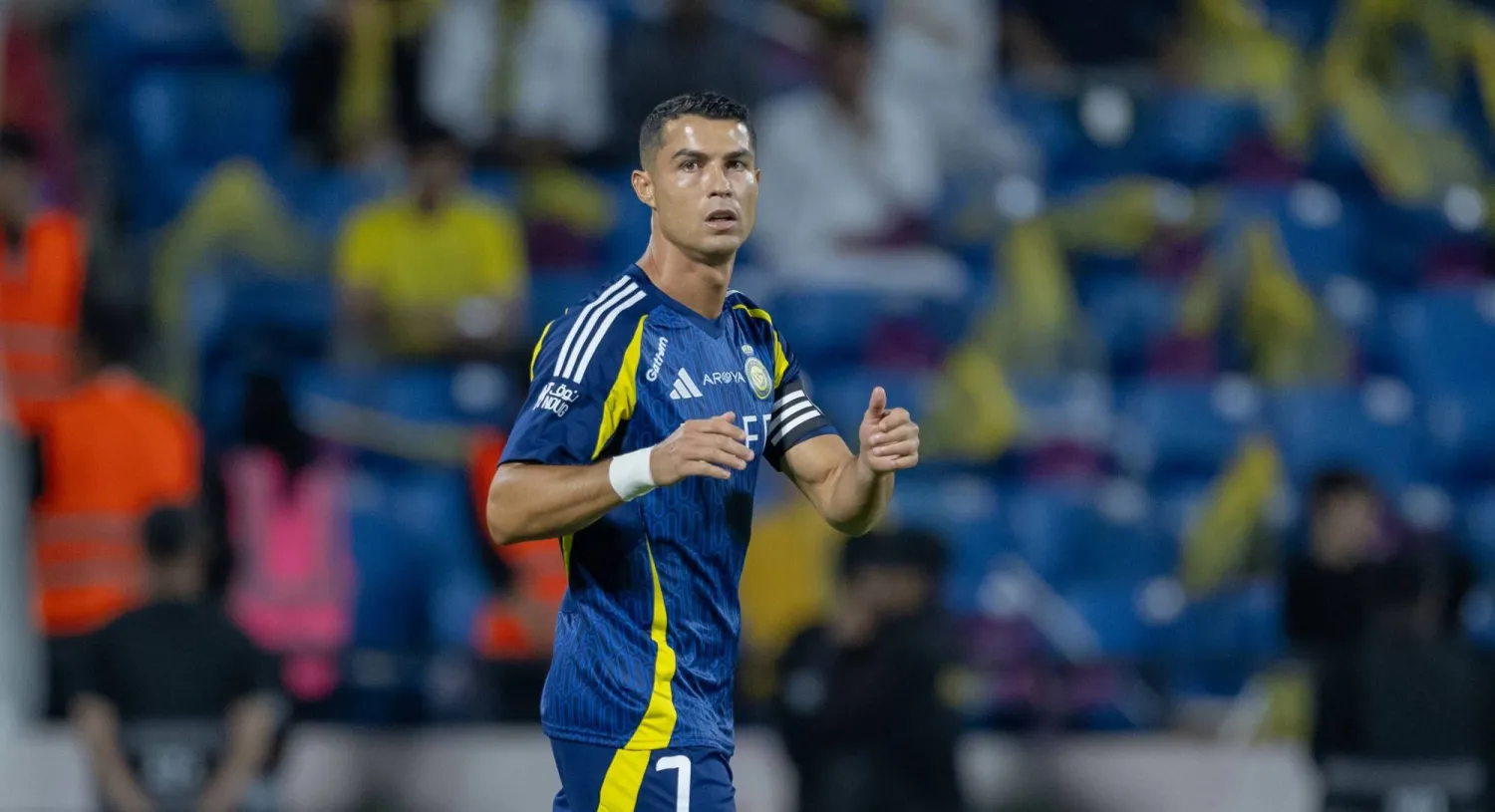 رونالدو عبر عن غضبه بطريقة لافتة بعد الخسارة الكبيرة أمام الهلال (السوبر السعودي)