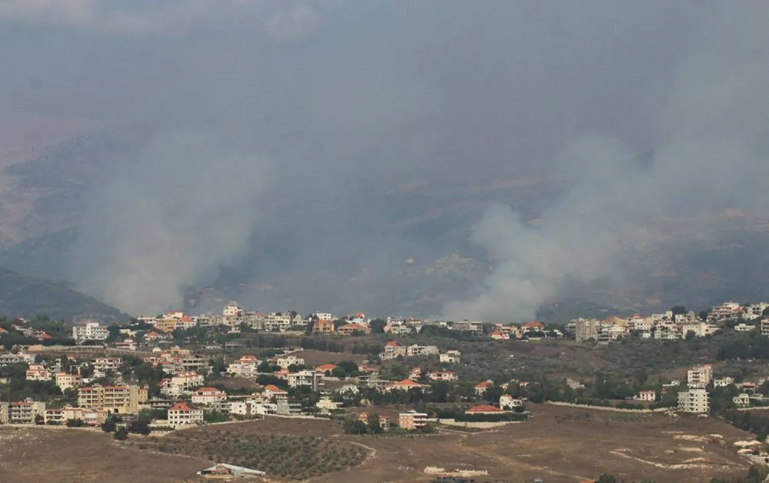  Smoke rises from Kfar Hamam, amid cross-border hostilities between Hezbollah and Israeli forces, as pictured from Marjeyoun, near the border with Israel, Lebanon August 17, 2024. (Reuters)