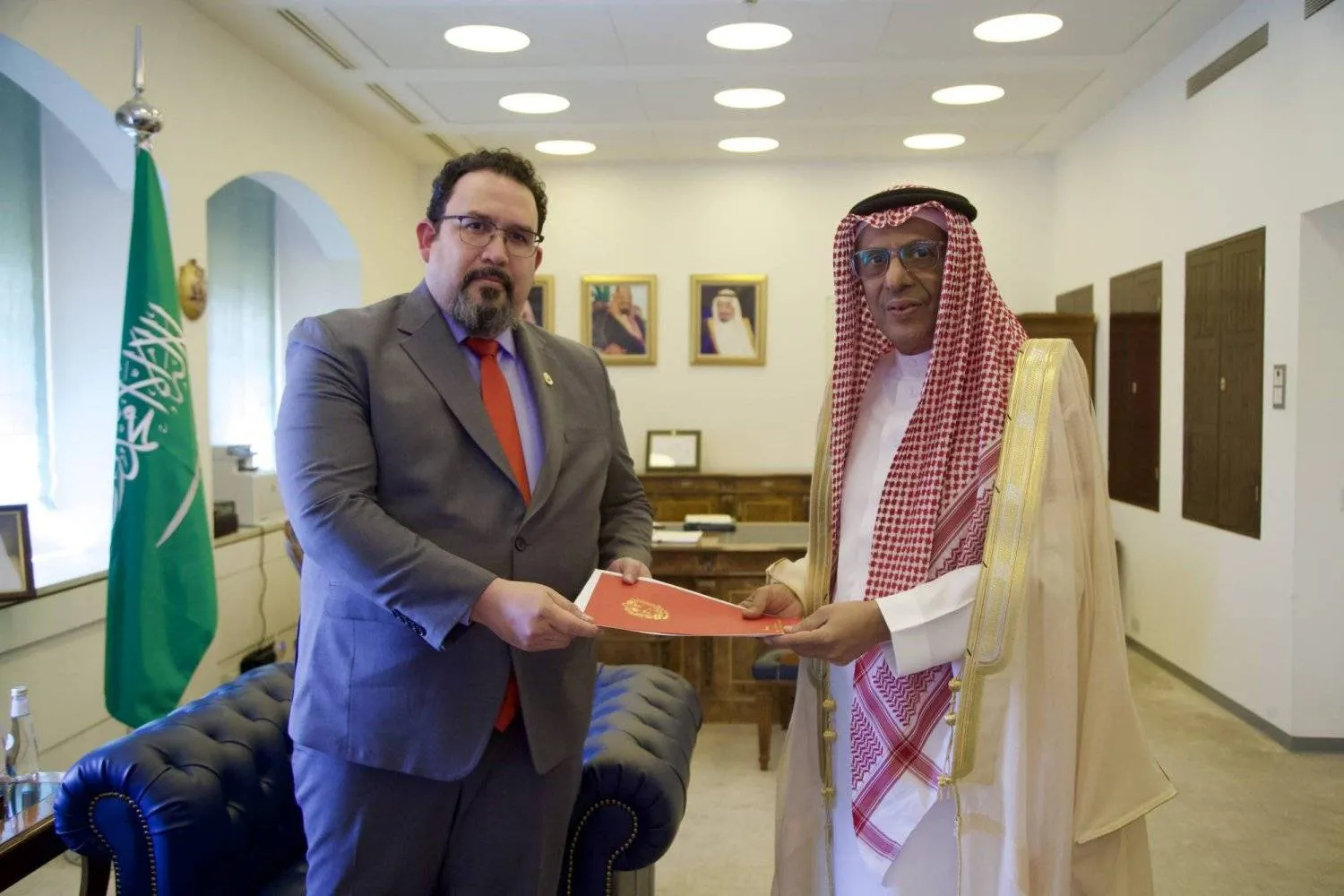 The Deputy Minister for International Multilateral Affairs meets with with Venezuela’s Ambassador. SPA