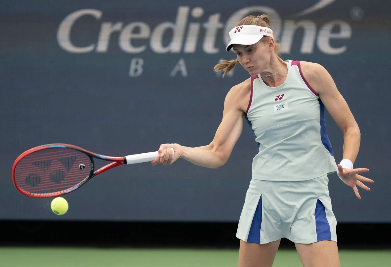 تتطلع إيلينا ريباكينا من كازاخستان إلى الفوز بلقبها الثاني في البطولات الأربع الكبرى (يو إس إيه توداي)