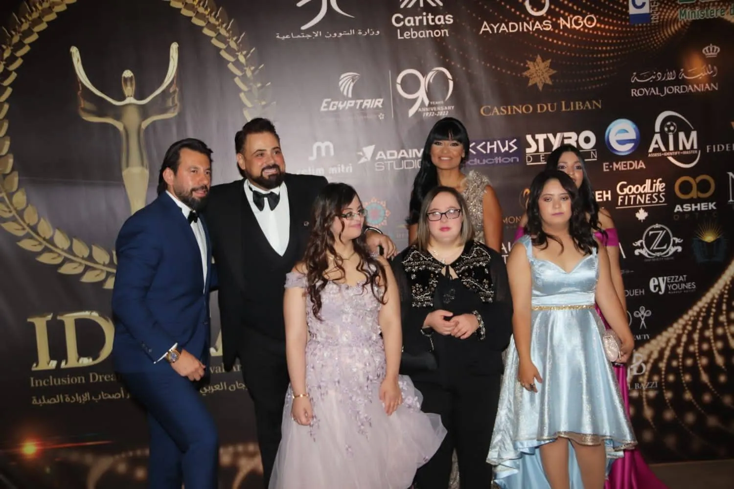 مجموعة من أصحاب الحاجات الخاصة يكرّمهم «إضافة» (صور سام سعد)