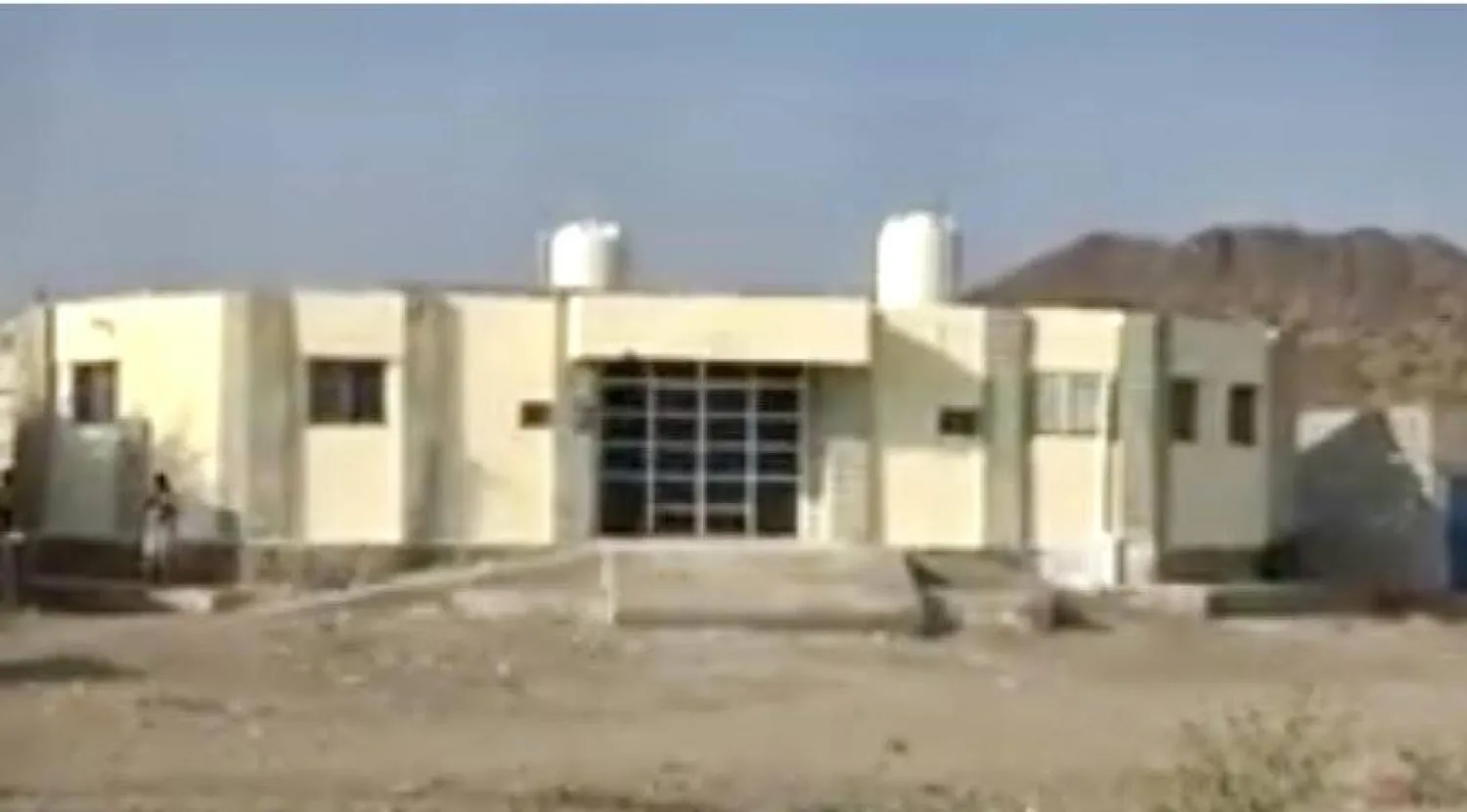 المركز الصحي الوحيد في منطقة «مفرق المخا» يقدم الرعاية الطبية مجاناً (إعلام محلي)