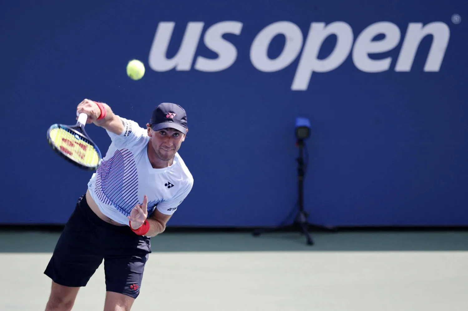 لاعب التنس النرويجي كاسبر رود (رويترز)