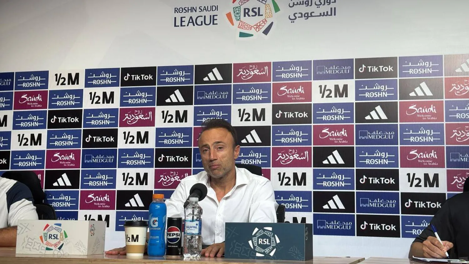 المدرب اليوناني كريستوس كونتيس مدرب فريق الفيحاء (الشرق الأوسط)