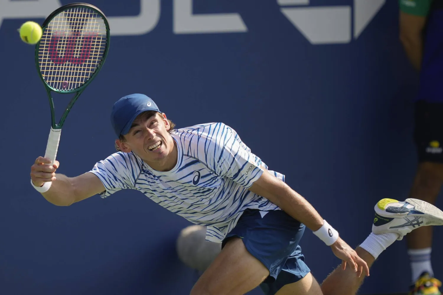 أليكس دي مينو (أ.ب)