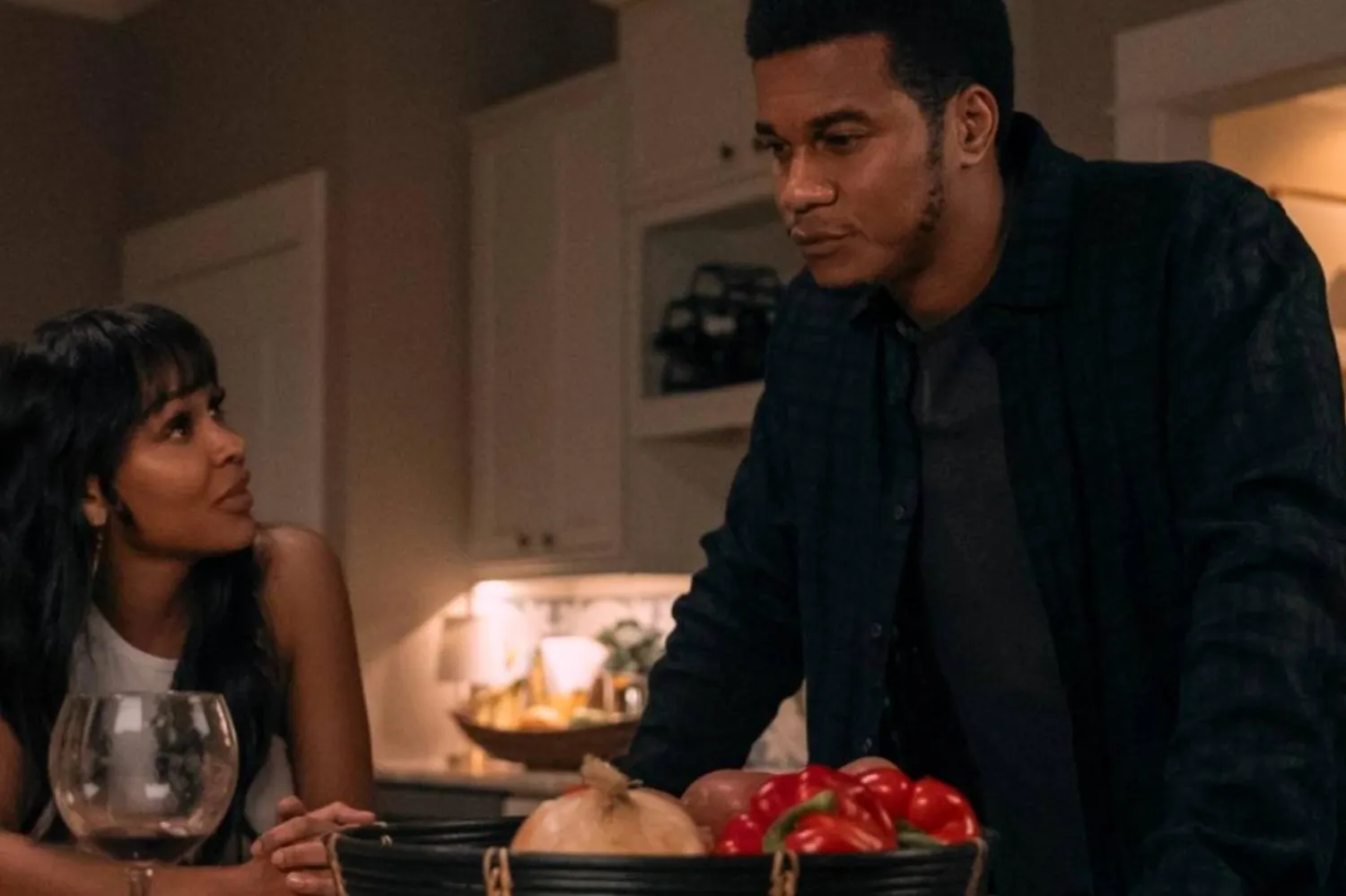 Başrollerde 42 yaşındaki Meagan Good'a boşanma aşamsında olduğu eşi Dallas'ı canlandıran Amerikalı aktör Cory Hardrict eşlik ediyor (Amazon Prime Video)