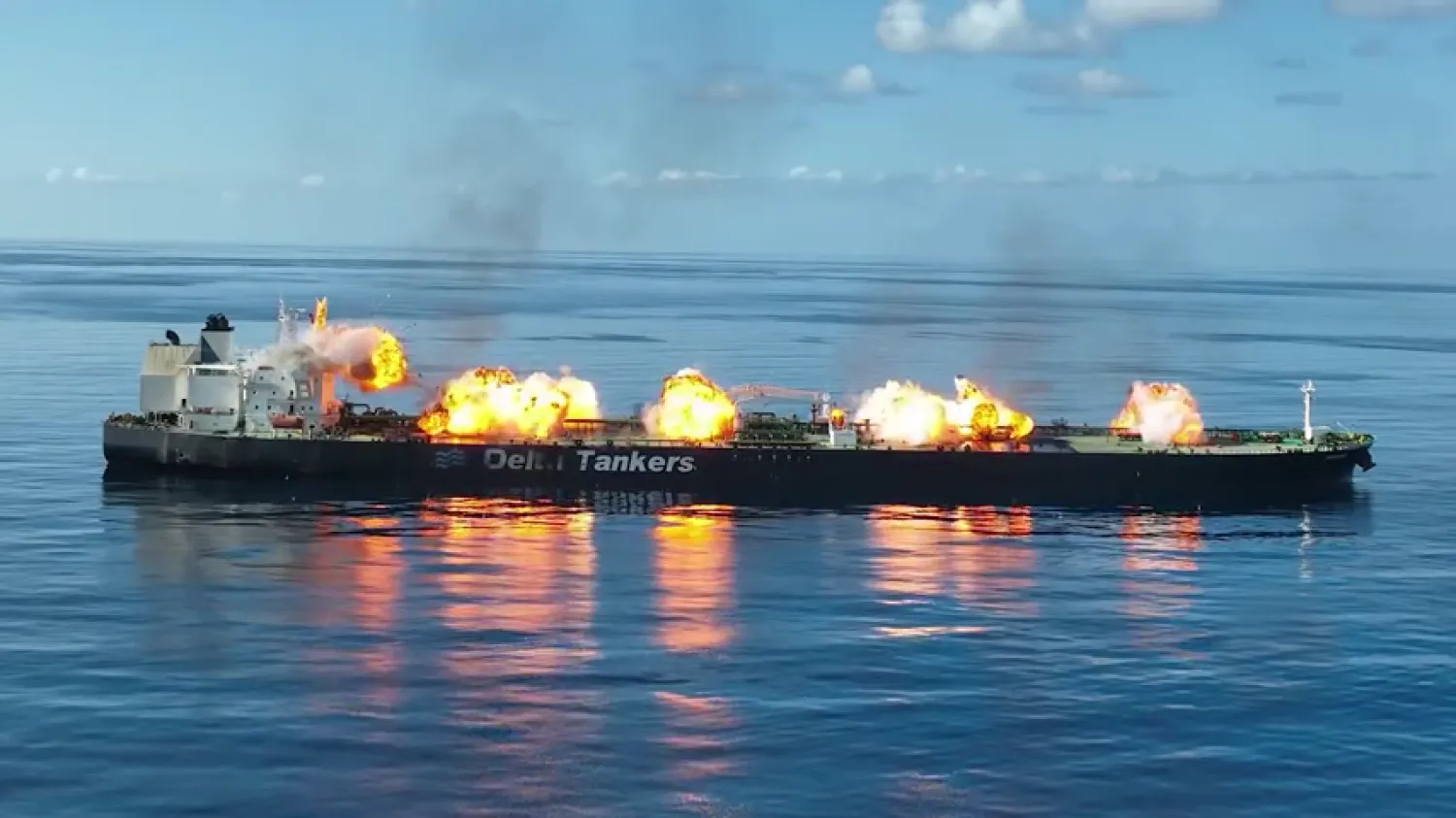 Husiler Yunan tankeri Sounion'u havaya uçurduklarını duyurdu