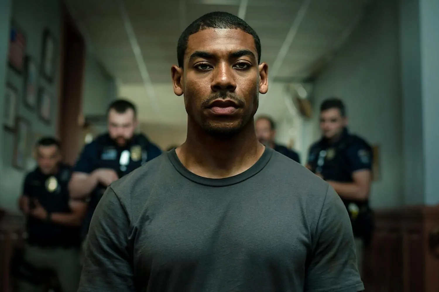 Rebel Ridge'in başrolünde oynaması planlanan John Boyega, 2021'de ailevi sebepleri gerekçe göstererek projeden ayrılınca yerine Aaron Pierre getirilmişti (Netflix)