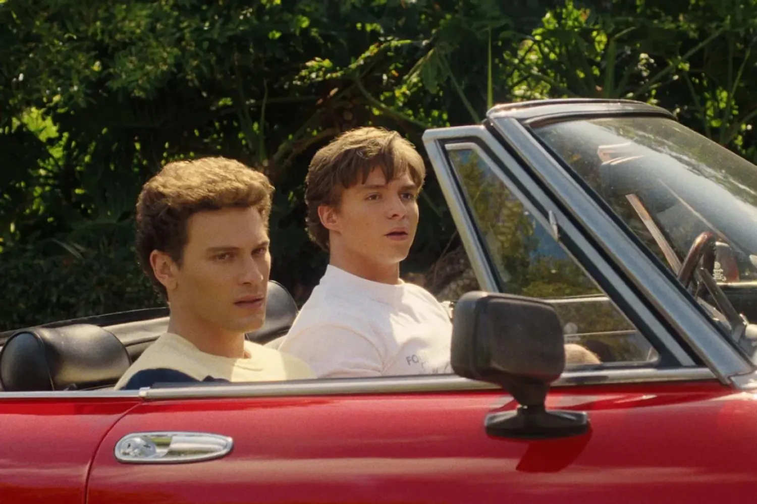 19 Eylül'de yayına gören Canavarlar: Lyle ve Erik Menendez'in Hikayesi, an itibarıyla Netflix Türkiye'de en çok izlenen ikinci dizi konumunda (Netflix)