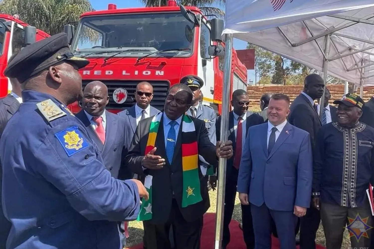 Afrikalı yetkililerin seyahati işe yaramadı (afrinz.ru)