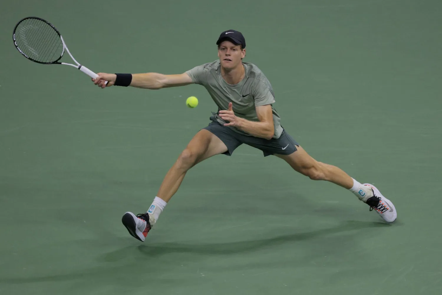 يانيك سينر (إ.ب.أ)