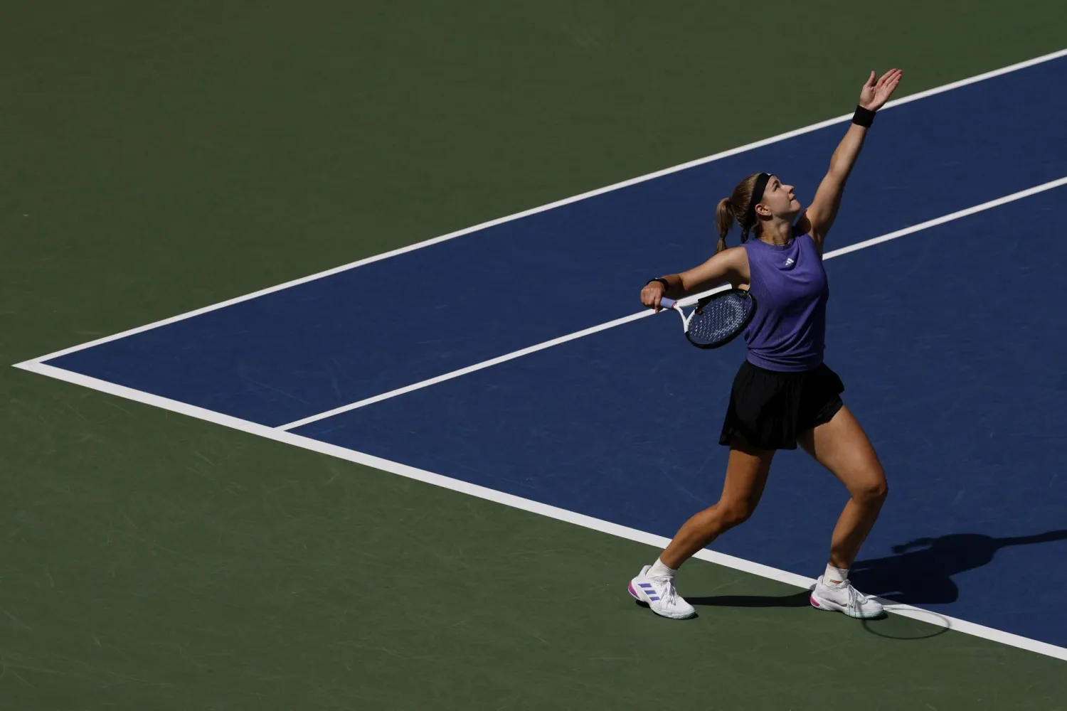 كارولينا موتشوفا (رويترز)