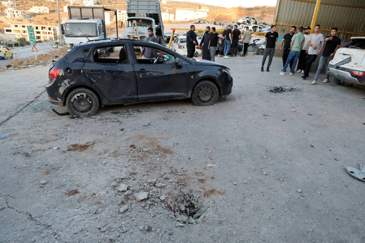 Batı Şeria'nın Tubas kentinde iki Filistinlinin ölümüne yol açan İsrail saldırısının gerçekleştiği alan  (Reuters)