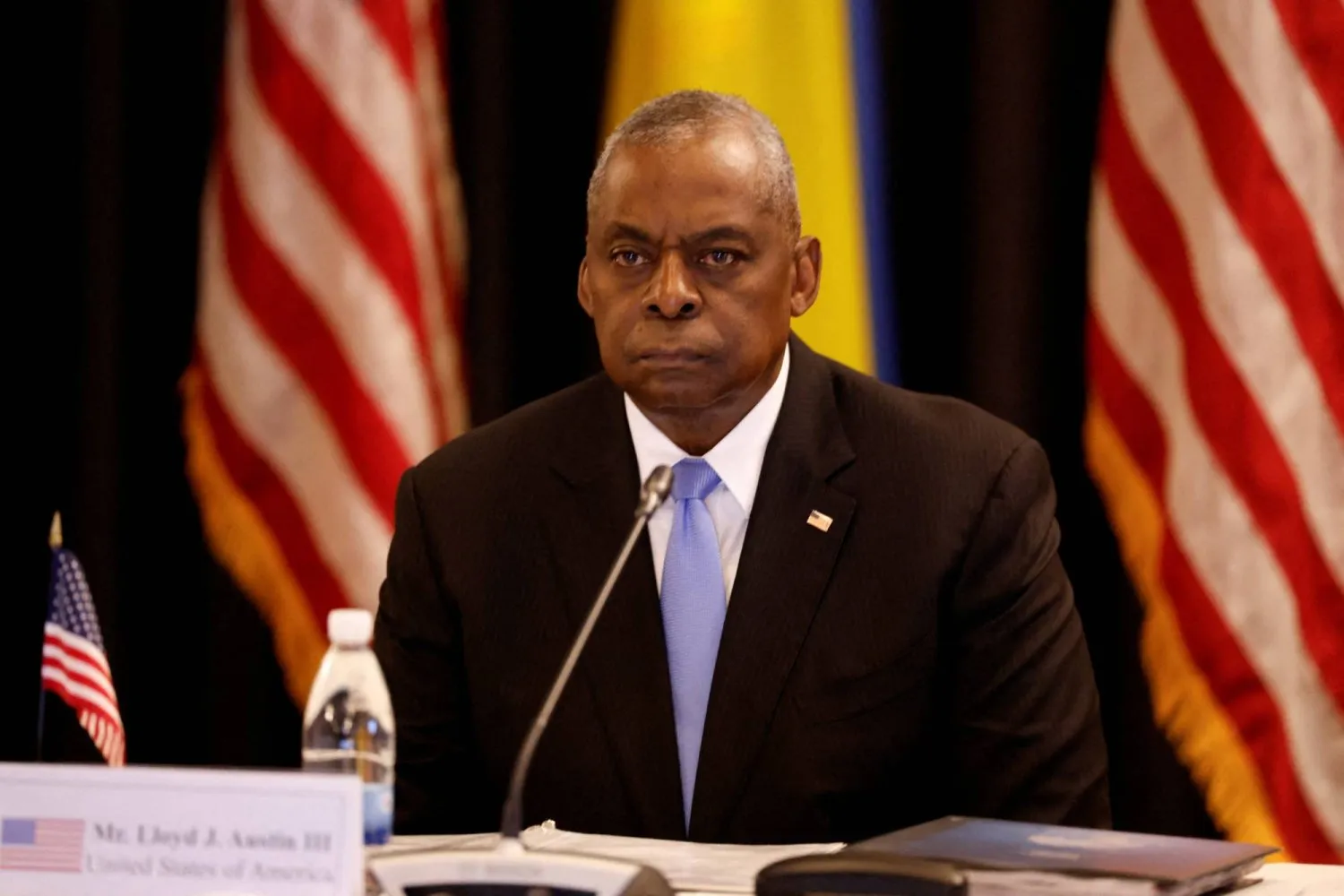  ABD Savunma Bakanı Lloyd Austin, Almanya'daki Ramstein Hava Üssü'nde Ukrayna Temas Grubu toplantısında (Reuters)