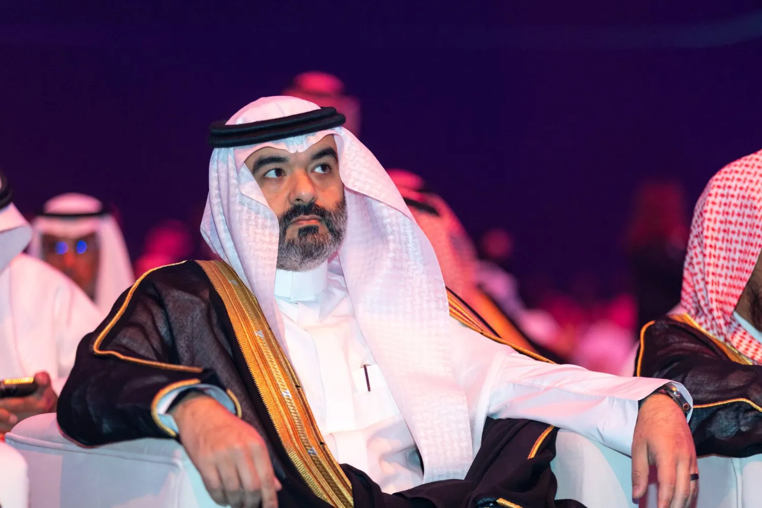 عبد الله السواحة وزير الاتصالات وتقنية المعلومات خلال حضوره افتتاح القمة (الشرق الأوسط)