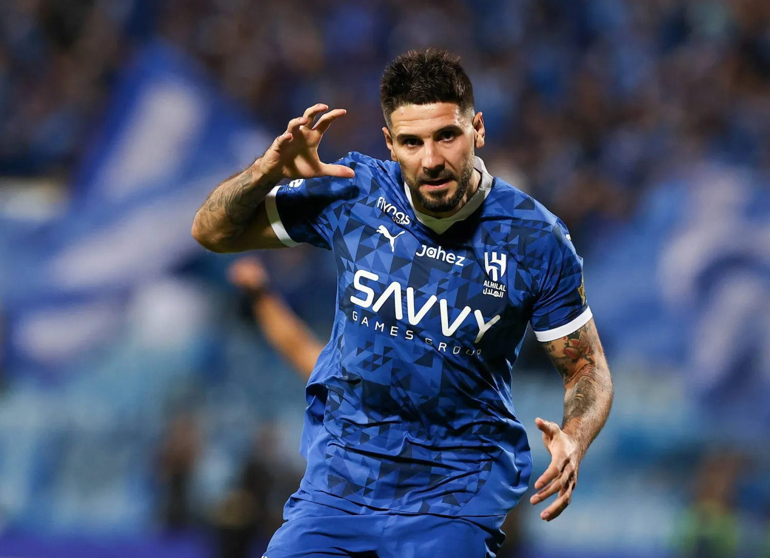 ميتروفيتش محتفلاً بهدفه الأول في شباك الاتحاد (تصوير: سعد العنزي)