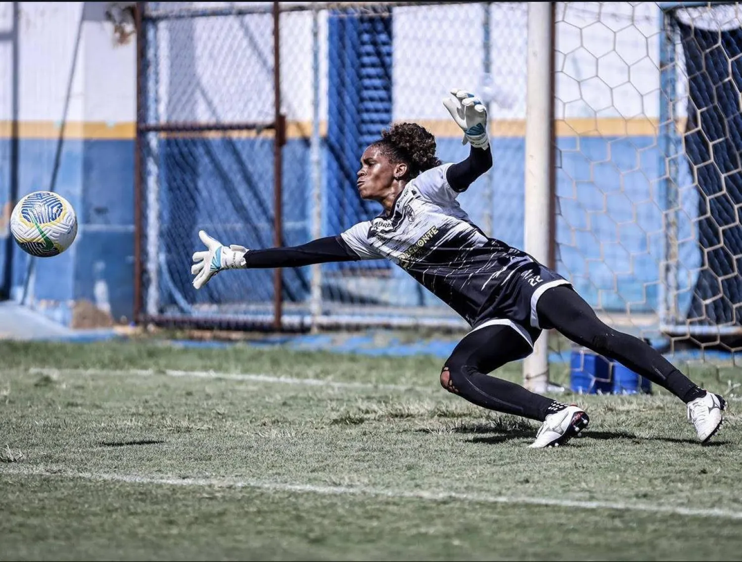 كيسيان سانتوس (الشرق الأوسط)