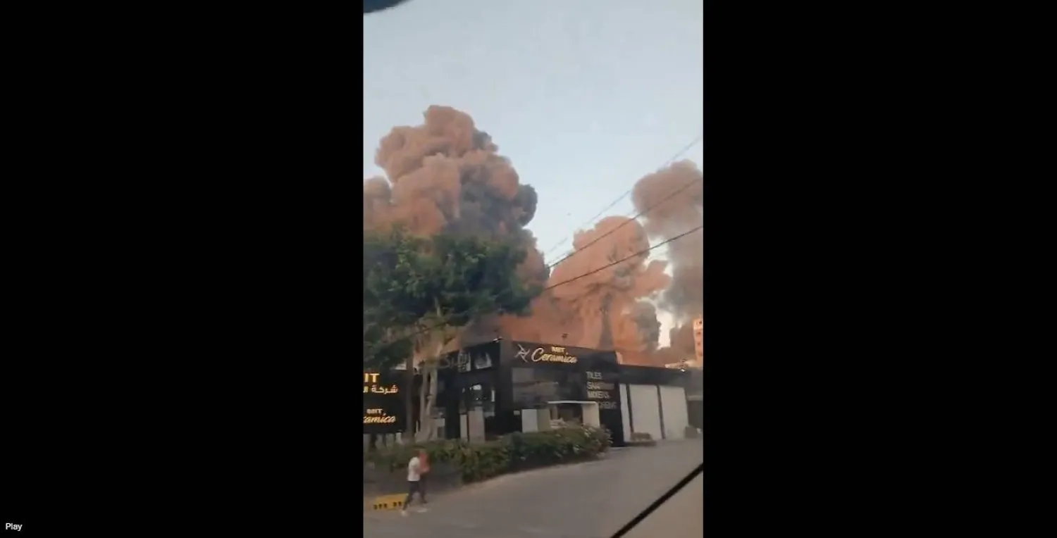 Güney banliyösündeki patlamalardan sonra yükselen dumanlar