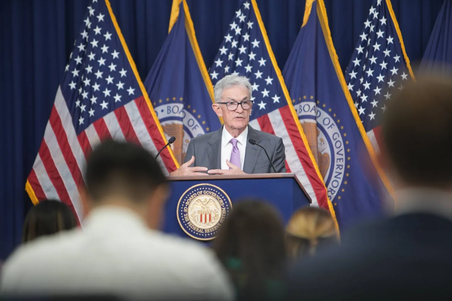 رئيس «الاحتياطي الفيدرالي» جيروم باول يتحدث في مؤتمر صحافي (موقع «الاحتياطي الفيدرالي»)