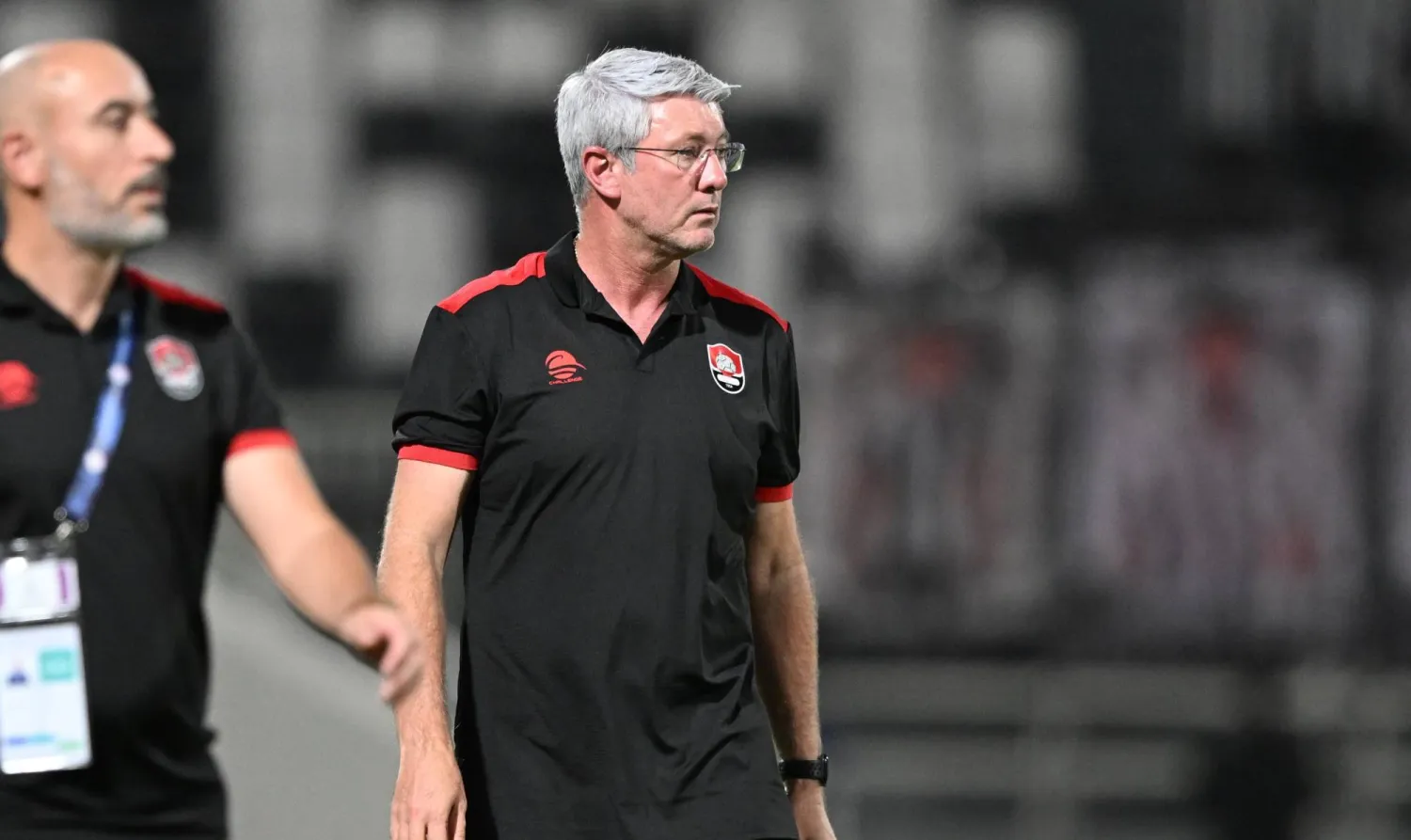 أودير هيلمان مدرب فريق الرائد (تصوير: عبد الرحمن السالم) 