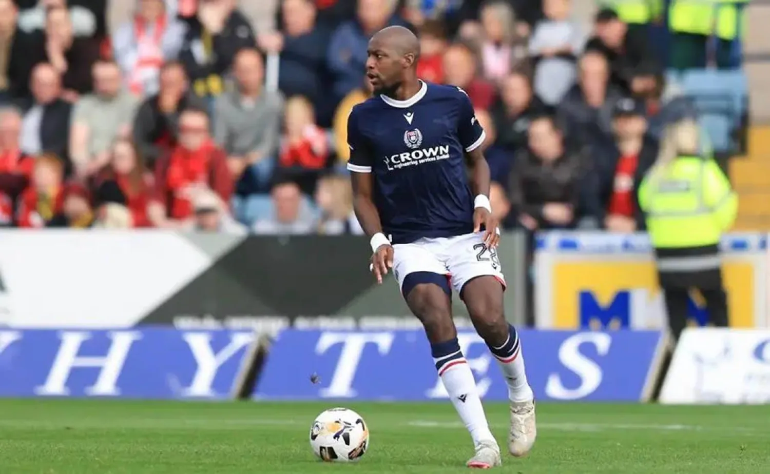 مو سيلا لاعب دندي يونايتد الأسكوتلندي (الشرق الأوسط)