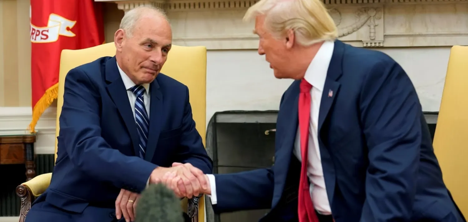 Eski Beyaz Saray Özel Kalem Müdürü John Kelly, Donald Trump ile birlikte (Reuters)