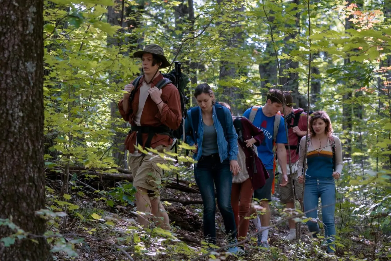 The Society'nin yönetici yapımcılığını Aşkın (500) Günü'yle ((500) Days of Summer) tanınan sinemacı Marc Webb üstlenmişti (Netflix)