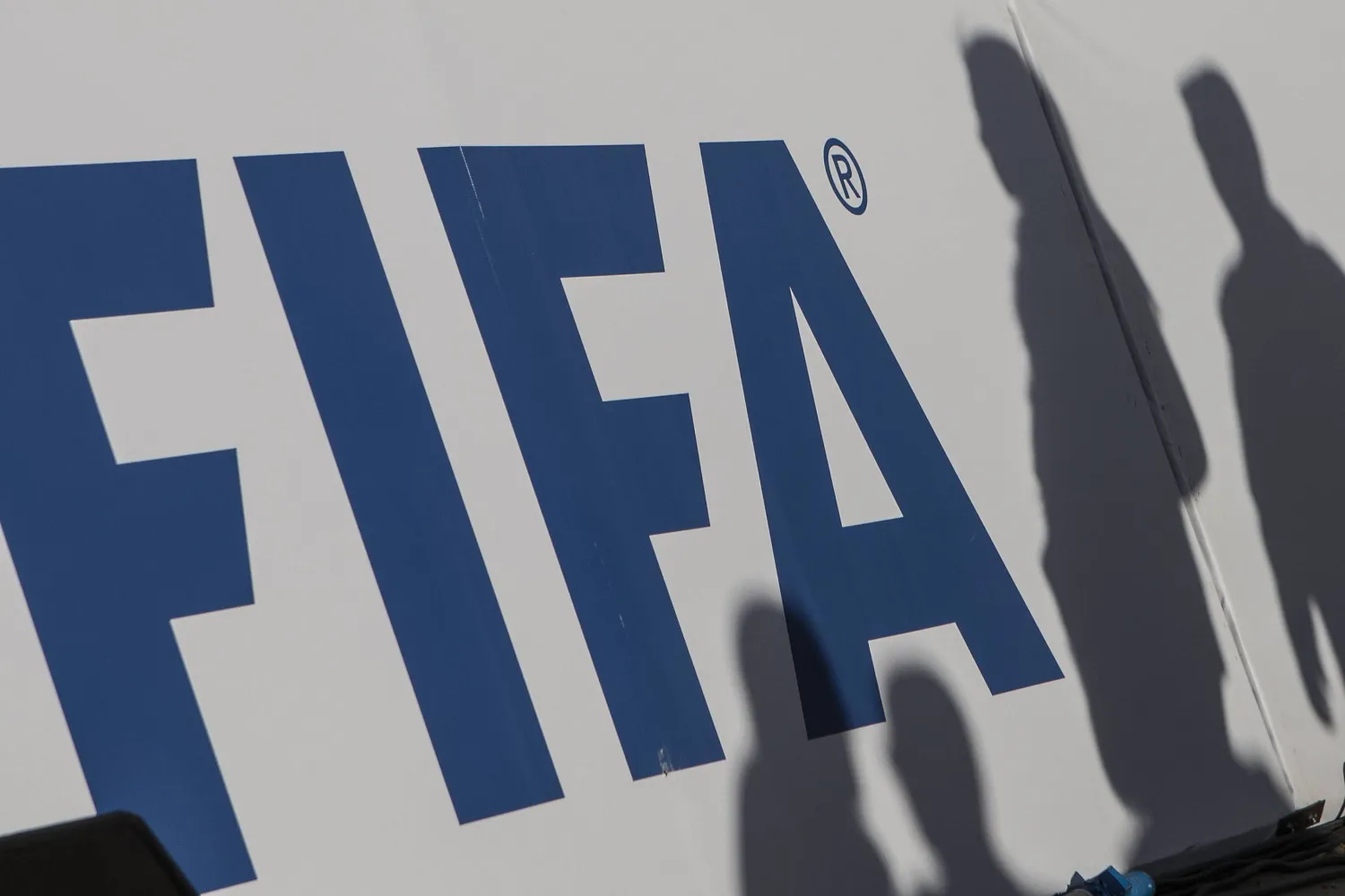 «الفيفا» أجرى تقييماً قانونياً بناء على شكوى تقدم بها «الاتحاد الفلسطيني لكرة القدم»... (د.ب.أ)