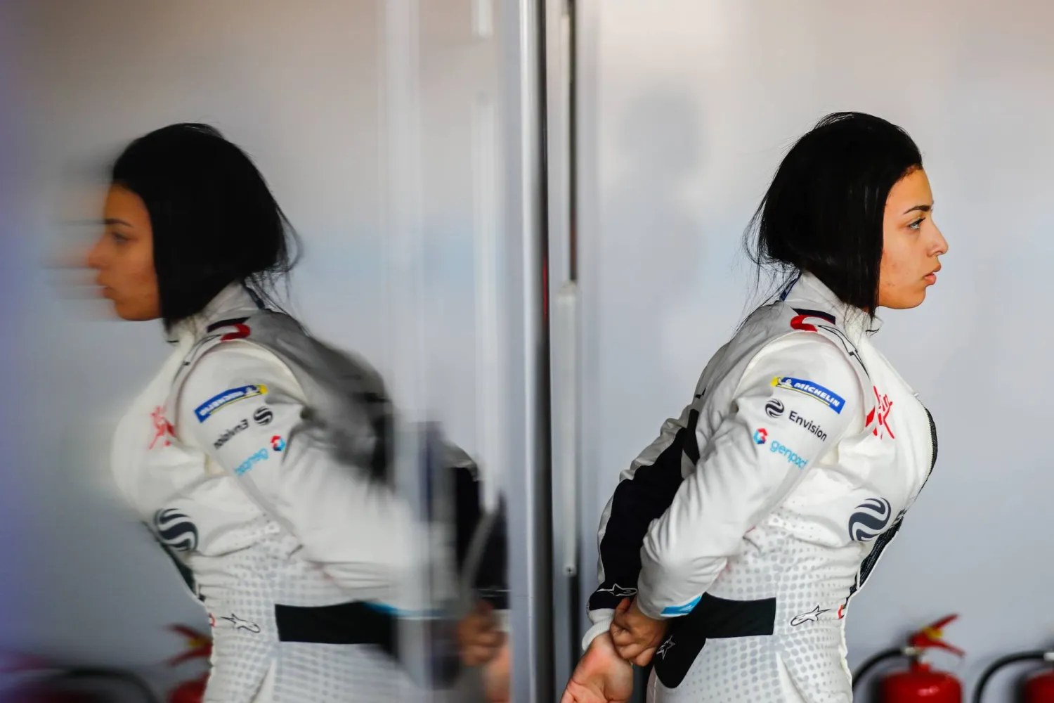 الاختبار الأول من نوعه سيتيح لنخبة من سائقات السباقات فرصة قيادة السيارة الجديدة (الشرق الأوسط)