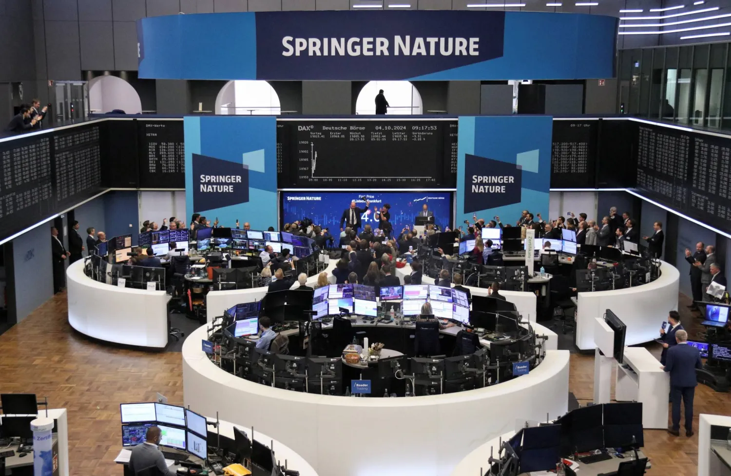 «سبرينغر نيتشر» تطلق طرحها العام الأولي في بورصة فرنكفورت (رويترز)
