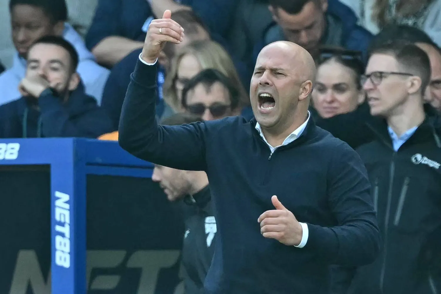 أرني سلوت مدرب ليفربول (أ.ف.ب)