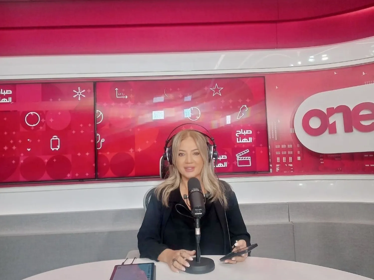 في «احكيلي عن بلدي» تلامس مشاكل الناس (منى خوري)