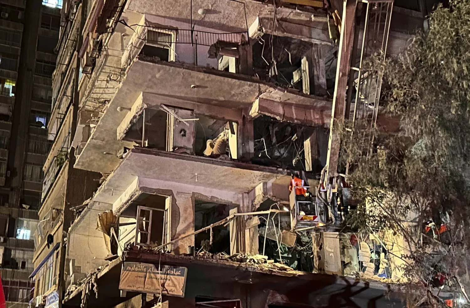 Şam'a düzenlenen hava saldırısında 7 kişi öldü… İran, Kudüs Gücü Komutan Yardımcısı’nın saldırının gerçekleştiği yerde olduğunu yalanladı