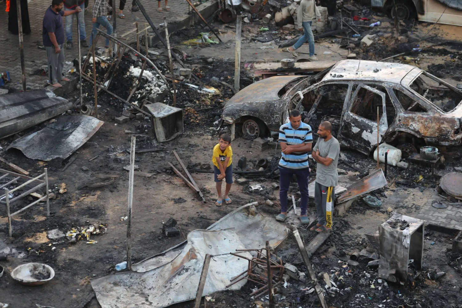 مدينة دير البلح تقع في وسط القطاع الذي يأوي مليون شخص (د.ب.أ)