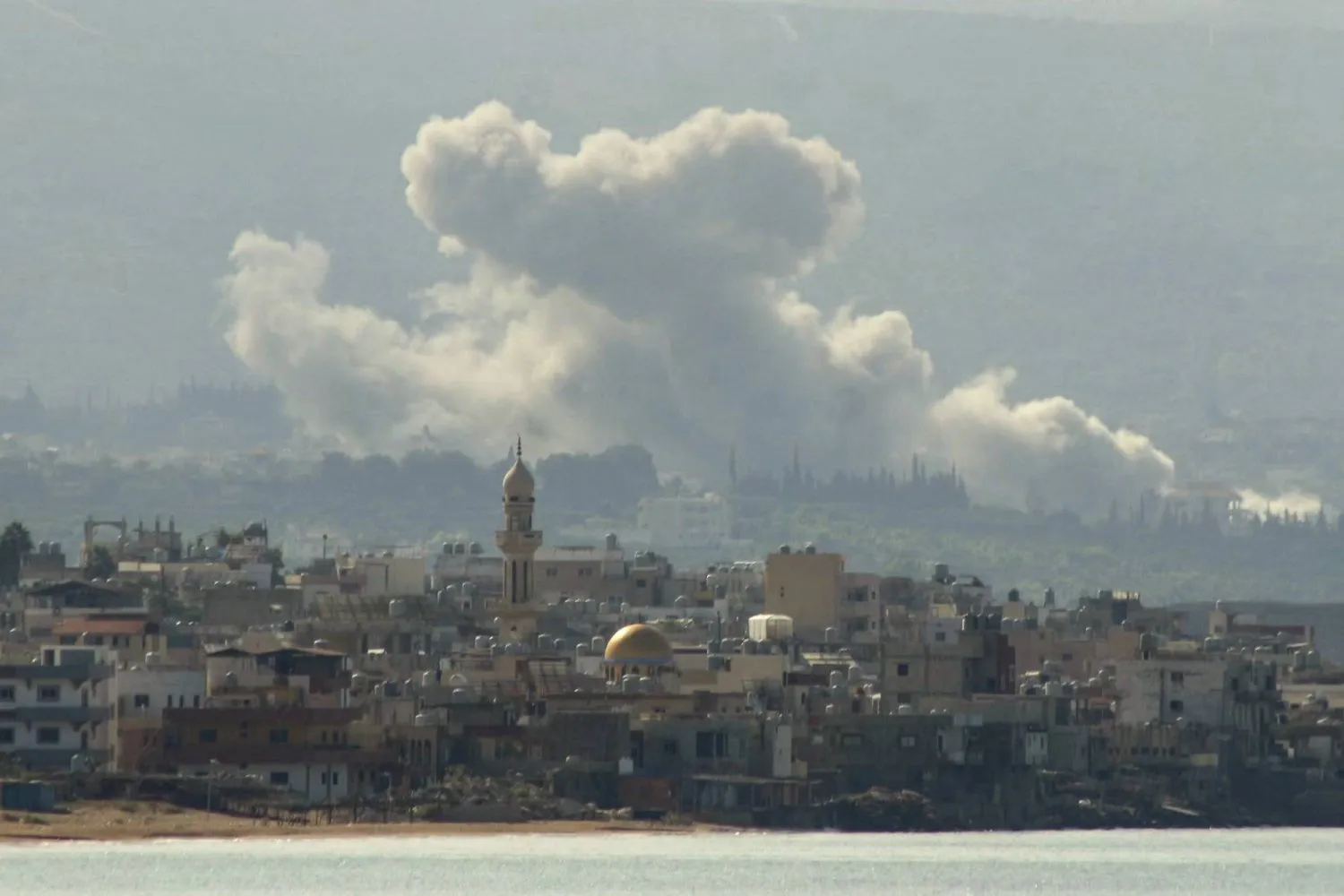 İsrail'den Lübnan'a hava saldırısı (AFP)