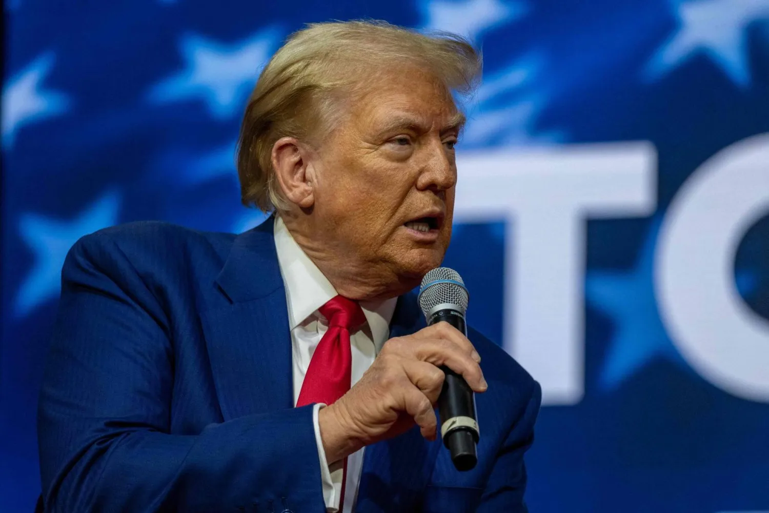 Eski ABD Başkanı ve Cumhuriyetçi başkan adayı Donald Trump (AFP)