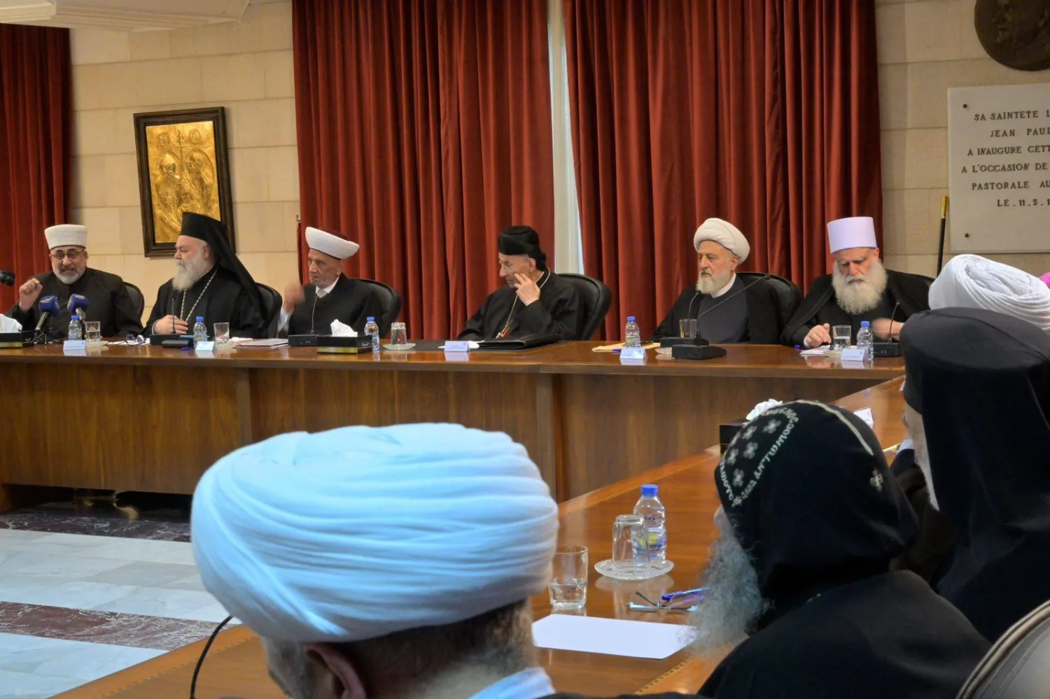 ممثلو طوائف لبنان يجتمعون في بكركي (الشرق الأوسط)